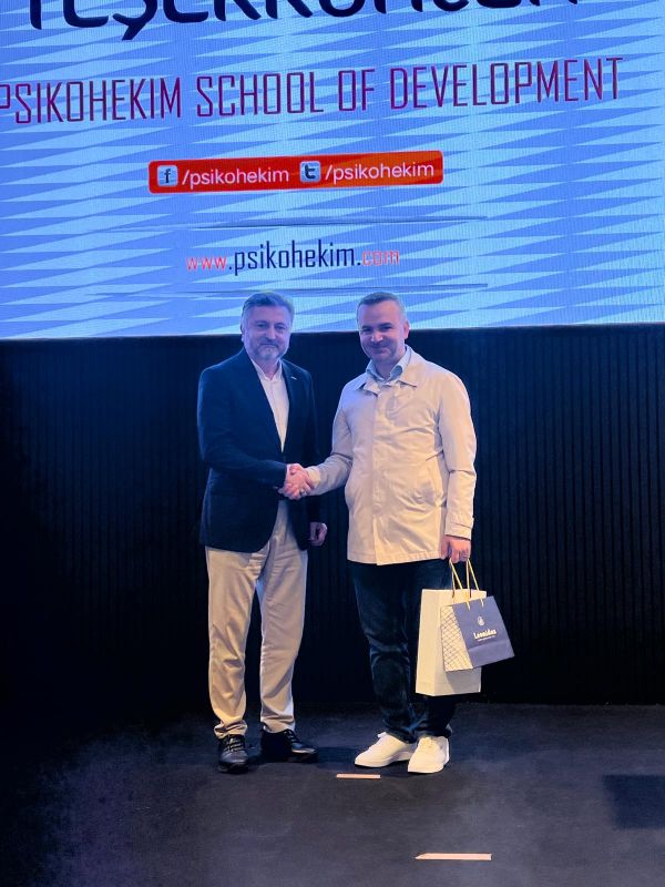 Brüksel'de Aileye Dair Dolu Dolu Üç Gün: BİF'ten Anlamlı Eğitim Programları